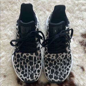 Adidas Women's leopard print Run Sneaker